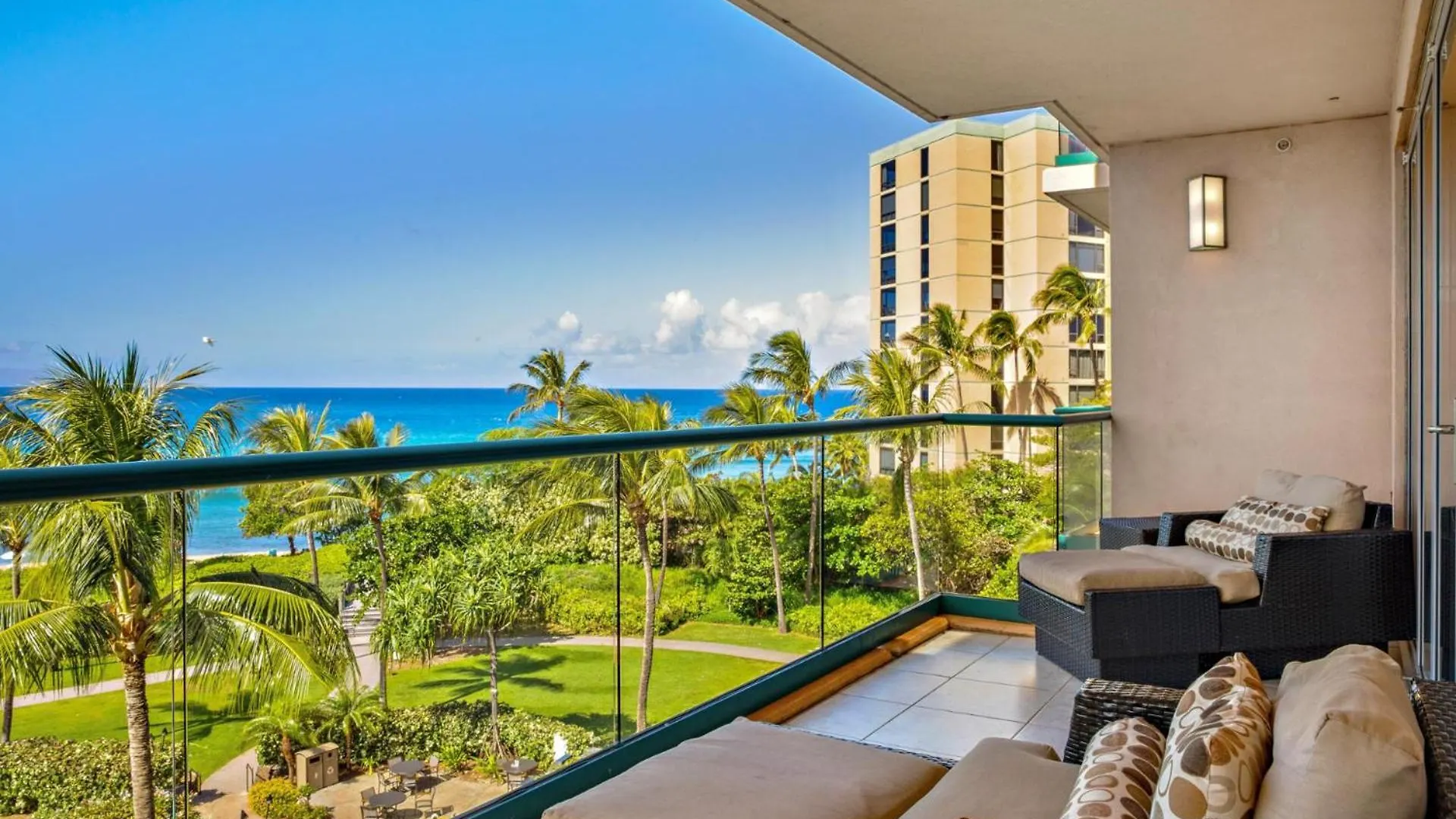 Kbm Resorts Free Car Honua Kai Konea Hkk-451 Oceanfront W Wraparound Lanai Kaanapali Apartment